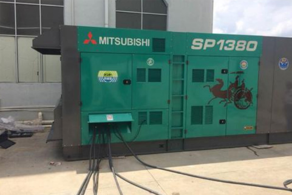 谢家集为什么有些柴油发电机组的输出电压可以调节？