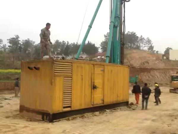 谢家集如何判断水冷式机油散热器密封件是否需要更换？